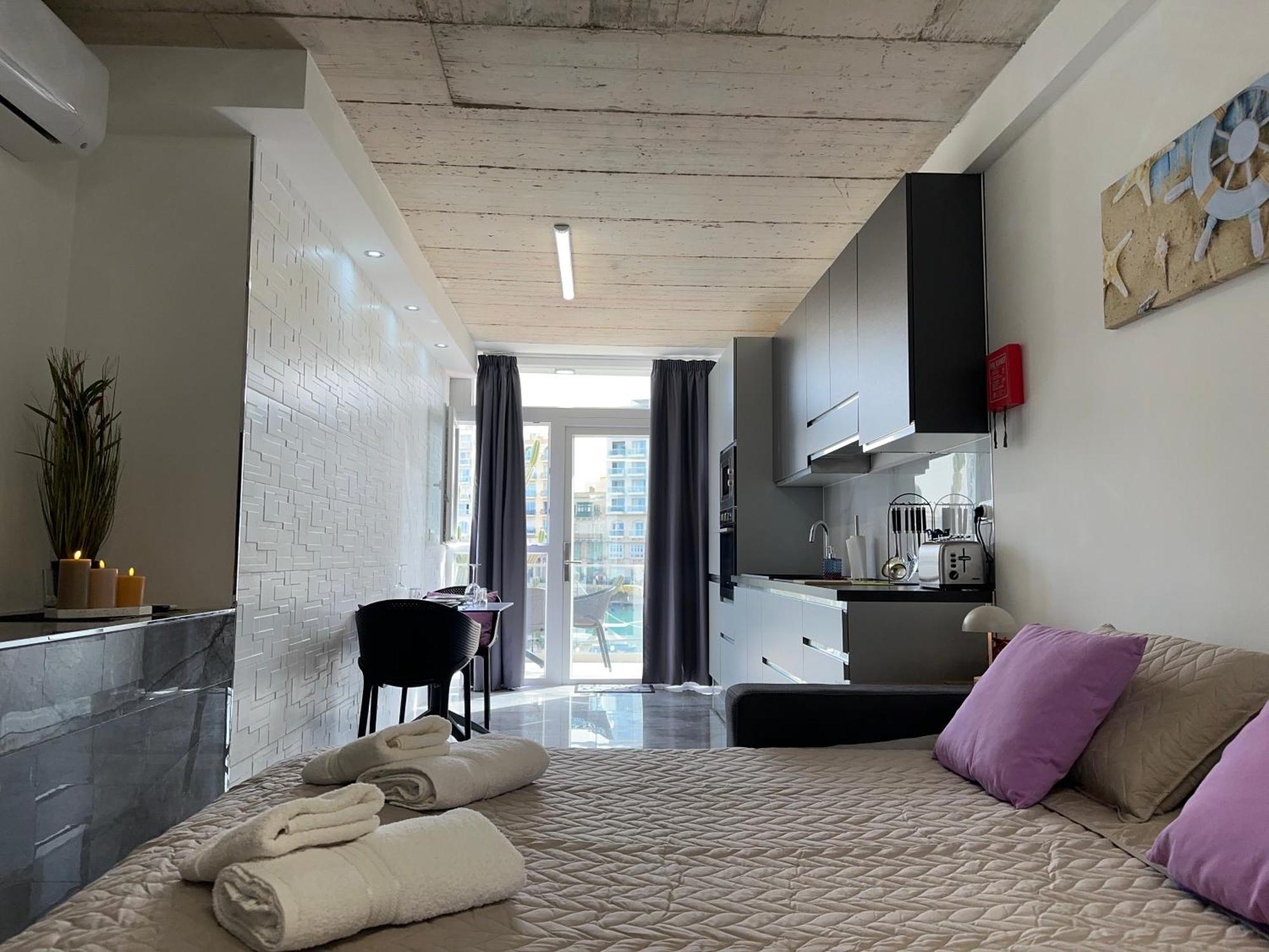 Seafront, Lovely Modern Studio. San Julián Exterior foto